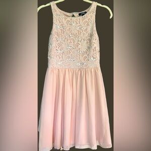 SPEECHLESS Champagne Sequin/Lace Dress w/Chiffon Flare Skirt, Size 3, GUC.